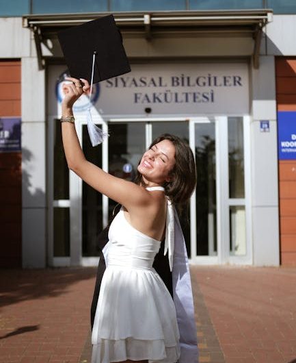 Купить диплом в москве цена